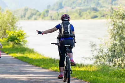 Travel Associates 5 Destinations Around The World Best Explored On A Bicycle