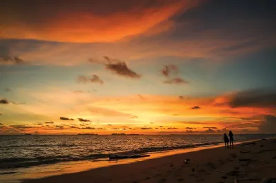 A glorious sunset on Koh Lanta's Long Beach