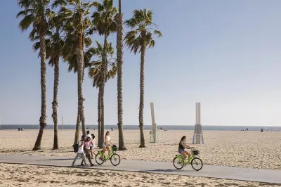 Travel Associates Santa Monica: How to Experience LA's Coolest Beach Destination