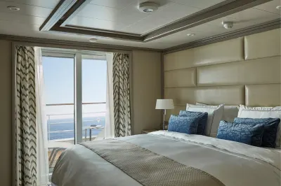 Travel Associates Cruising the Silversea way