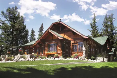 Travel Associates Taming The Wild: Canada's Most Luxurious Wilderness Lodges