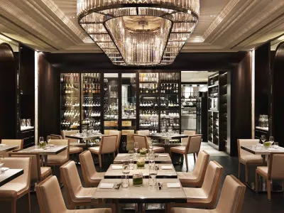 Rosewood Hotel Georgia luxury hotel Vancouver British Columbia Canada