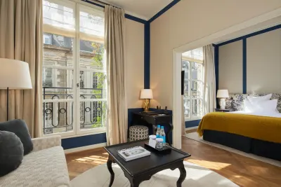Le Pavillon de la Reine luxury hotel Paris France