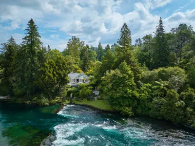 Huka Lodge luxury hotel Taupō New Zealand