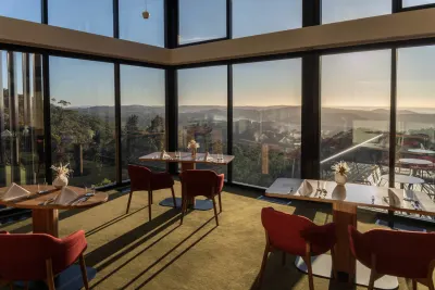 Sequoia Lodge Adelaide Hills luxury hotel South Australia