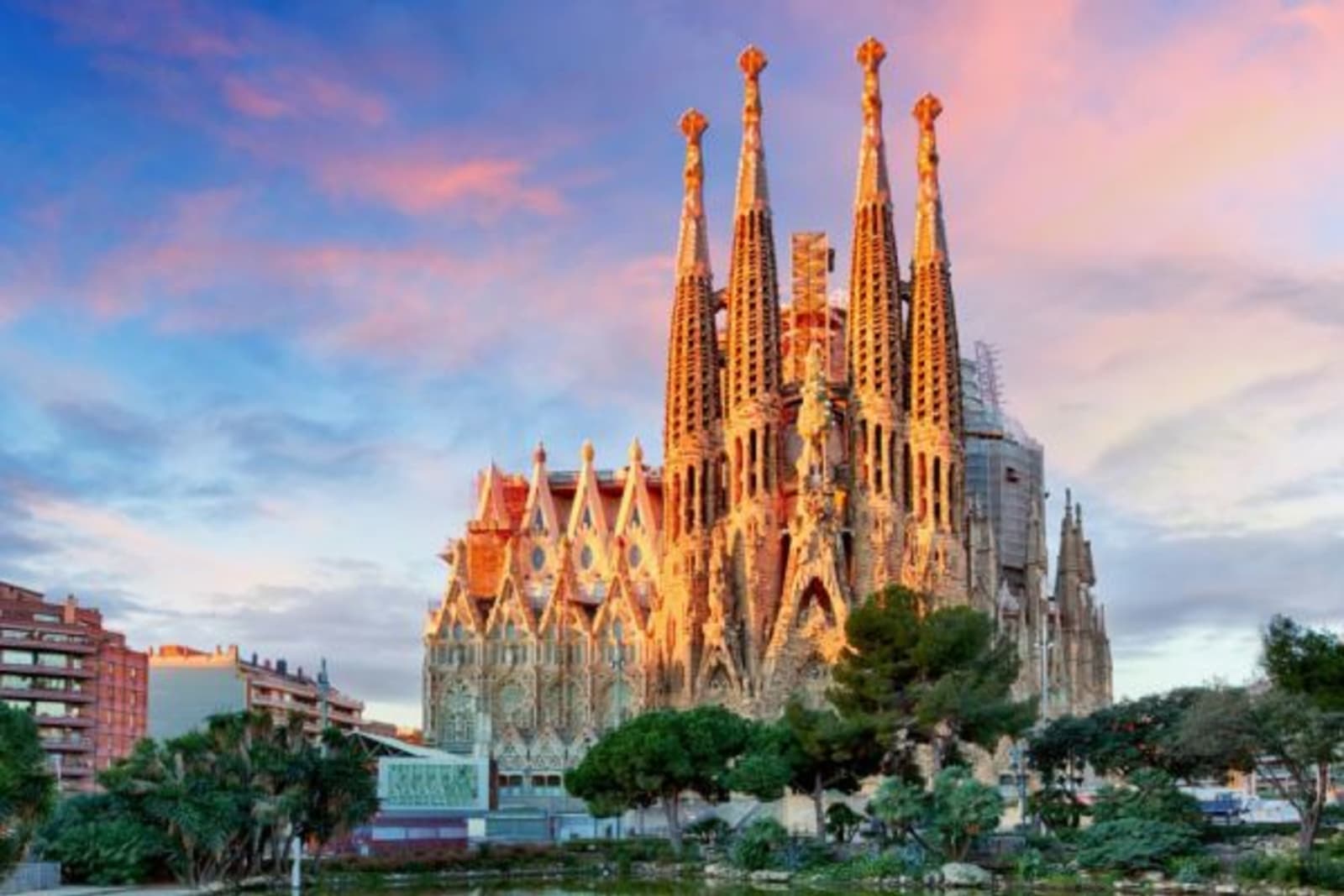 La Sagrada Familia at sunset