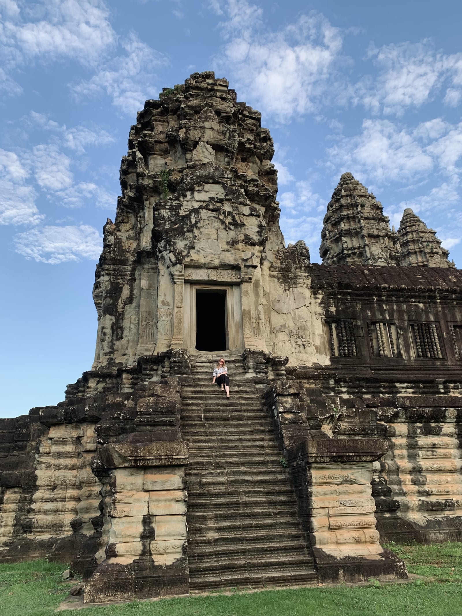 Hannah Holzer Angkor Wat