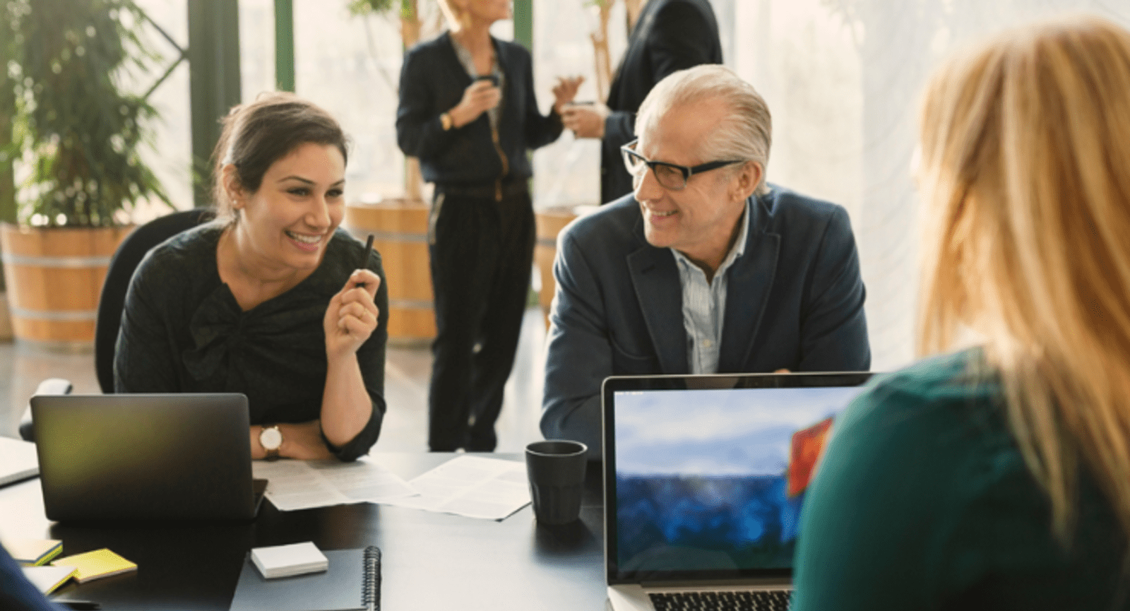 Businesspeople in a meeting