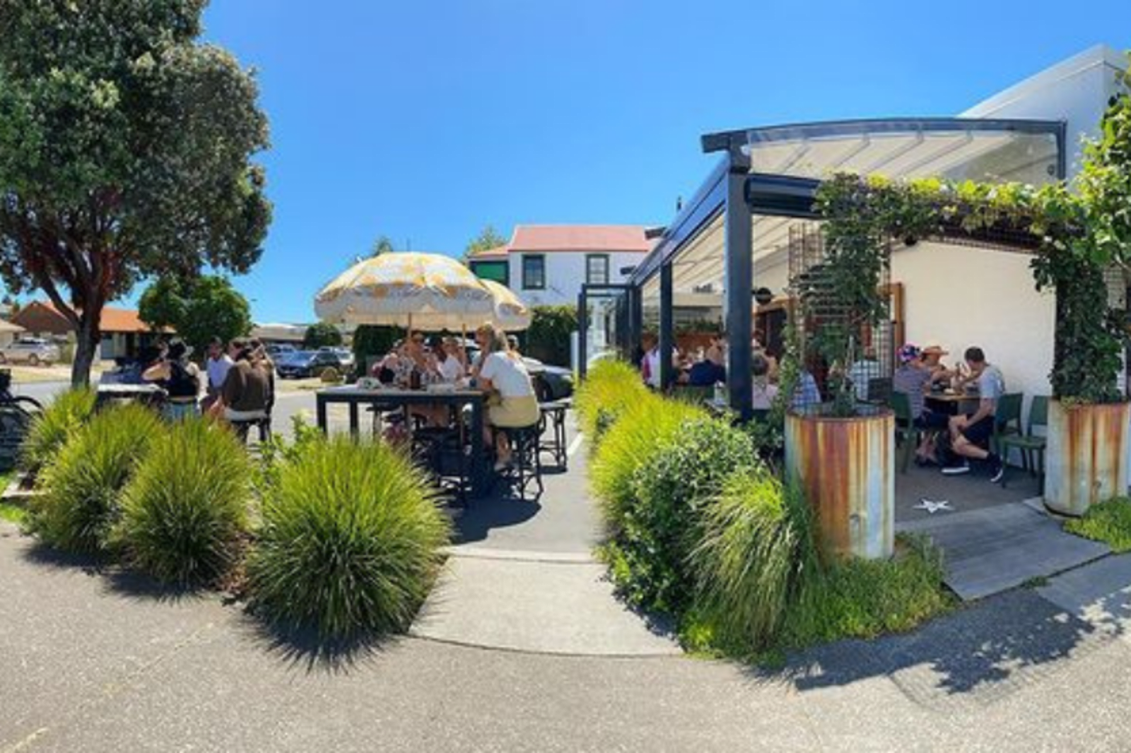 Eddies & Elspeth cafe