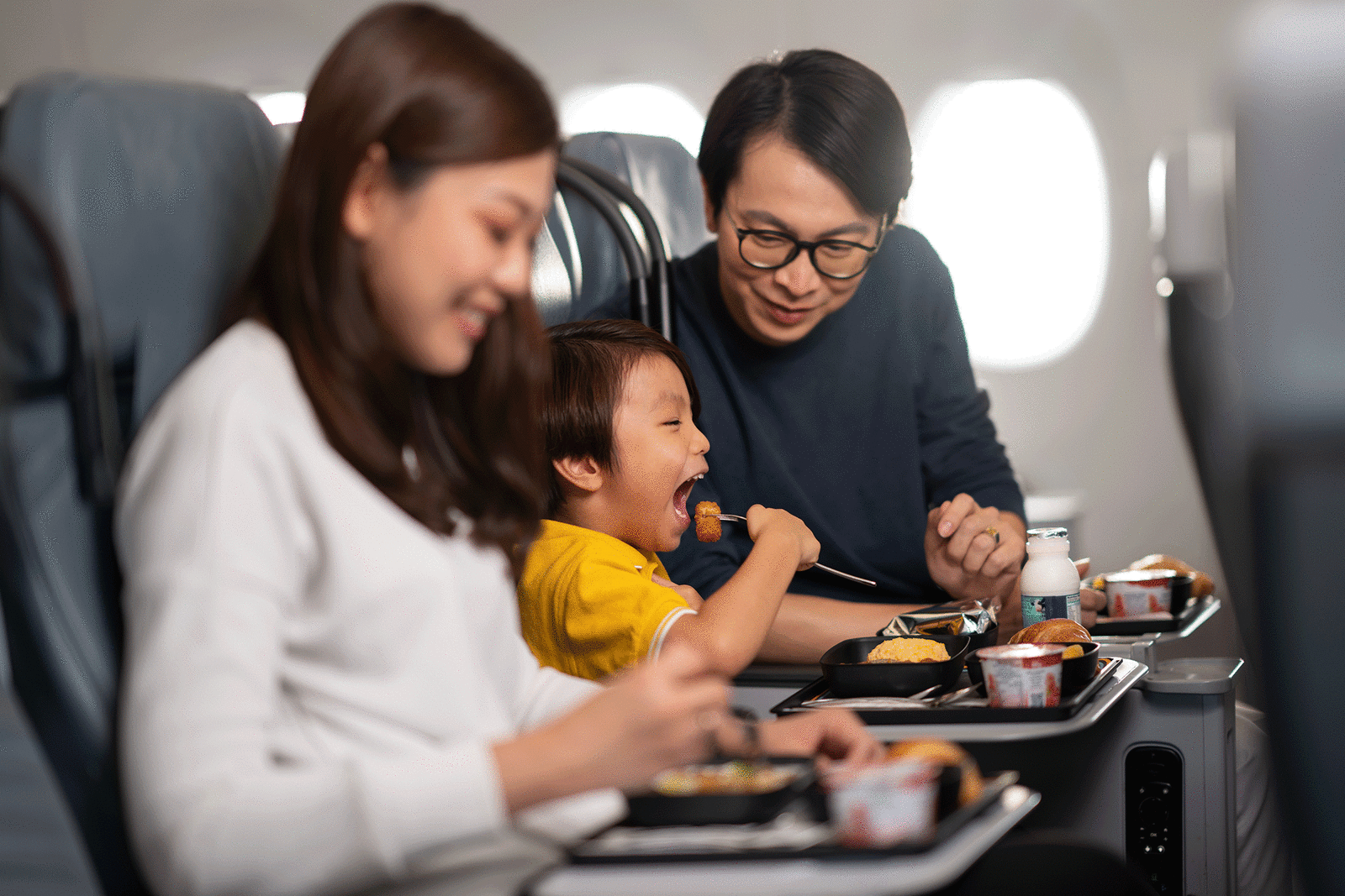 SQ meal time Economy Class