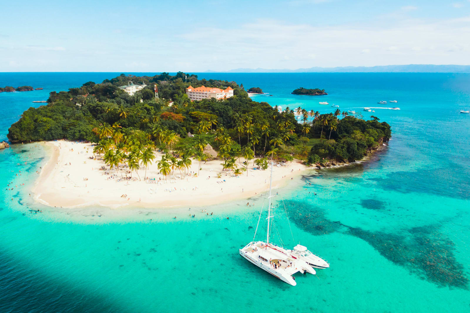 Cayo Levantado is one of the best sports for snorkelling in the Dominican Republic
