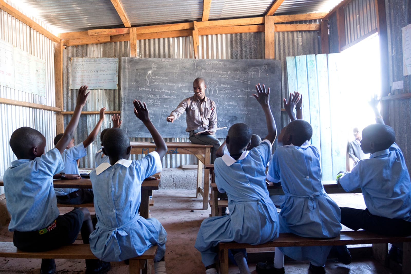 Teaching English or assigning in the creation of educational resources is a form of volunteer tourism