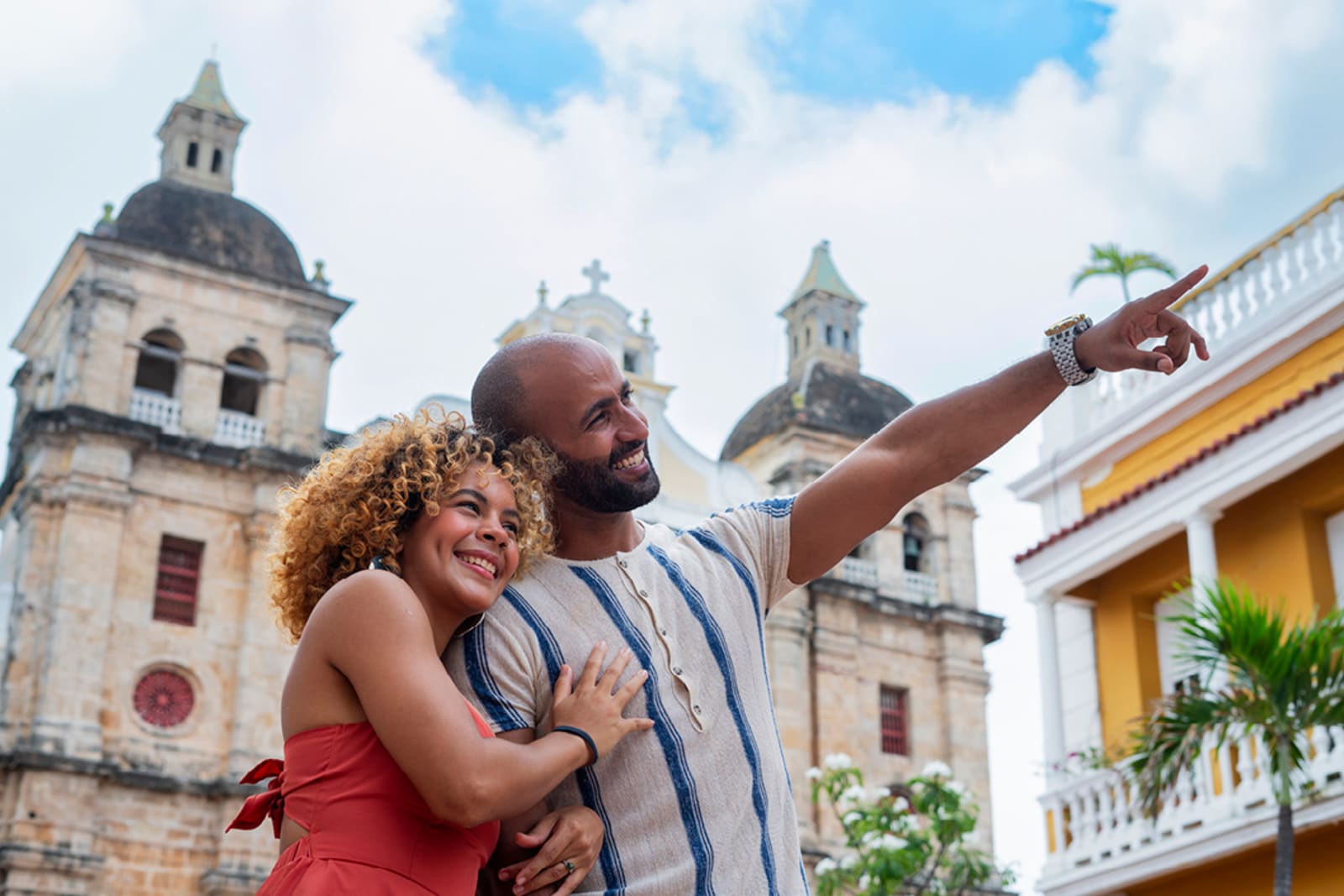 Couple exploring Cartagena, Colombia