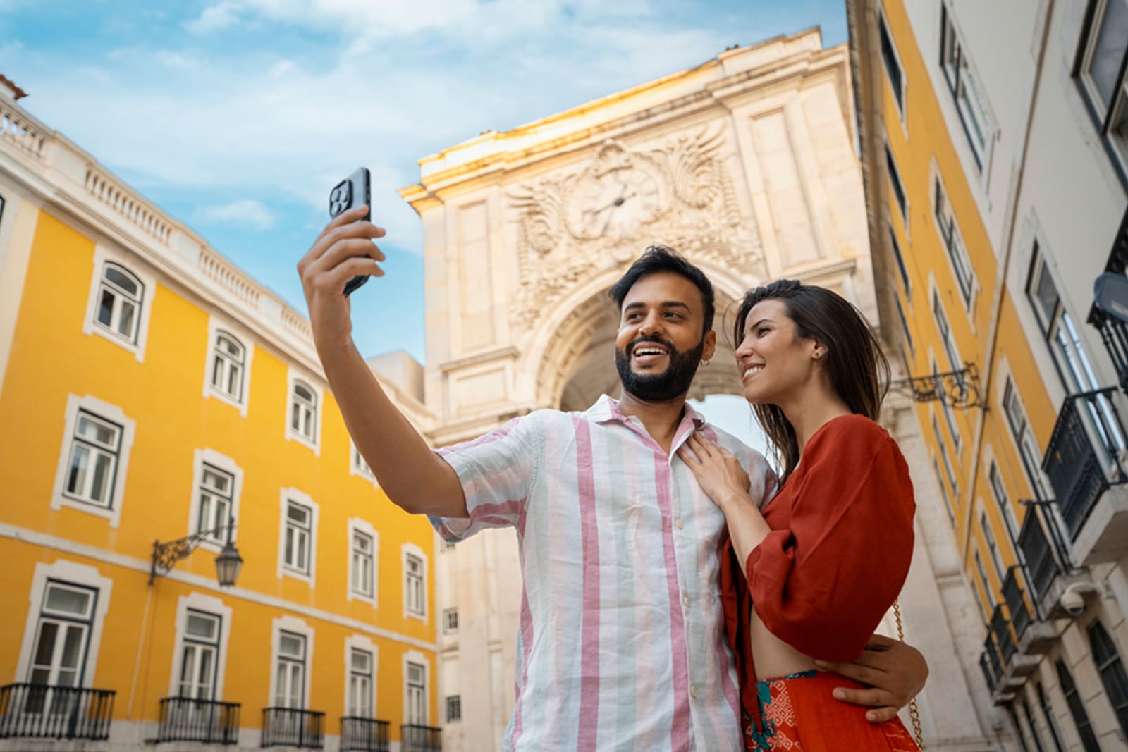 Couple exploring a cruise port destination