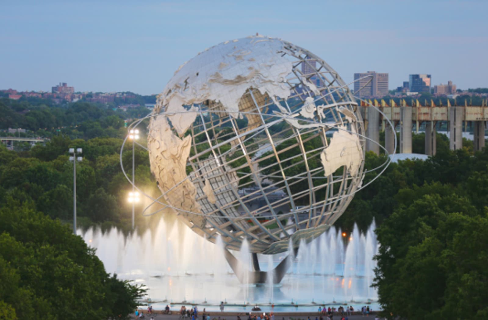 Globe outside flushing meadows