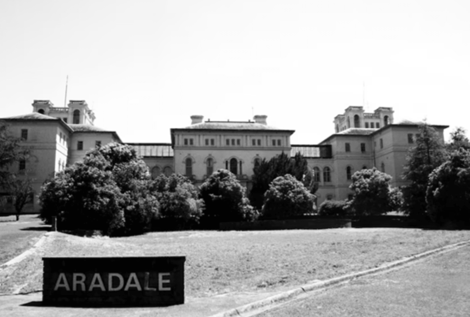 An old photo of Aradale Lunatic Asylum