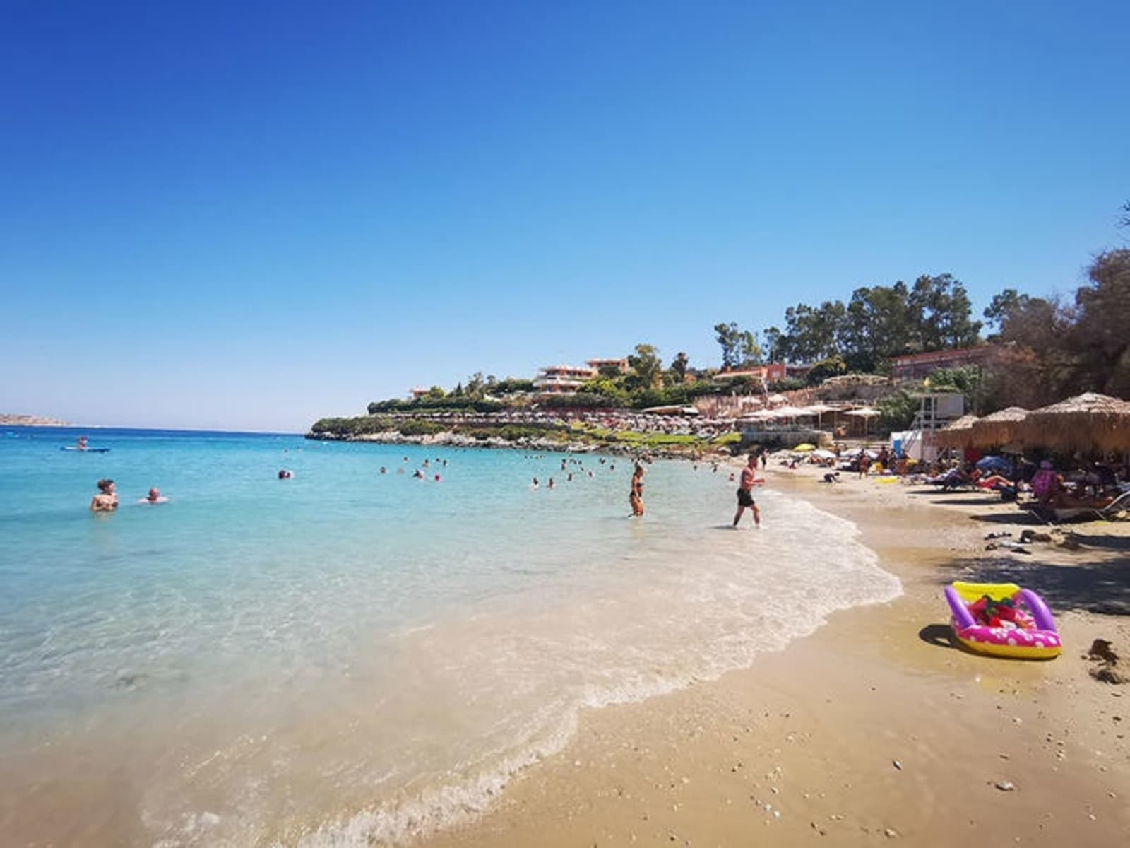 6-rs-loutraki-beach.jpg