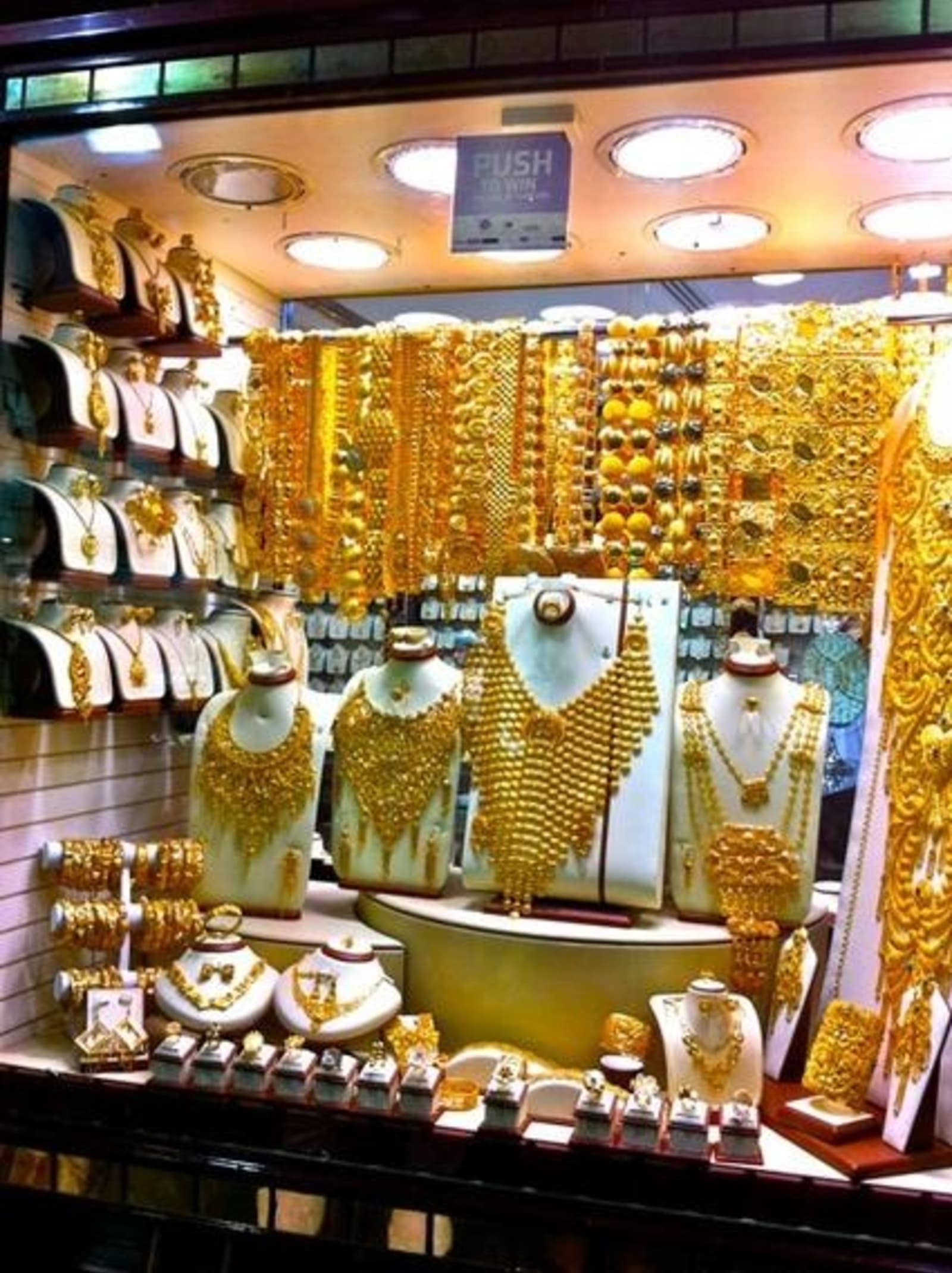 Image-2-Gold-Souk.jpeg