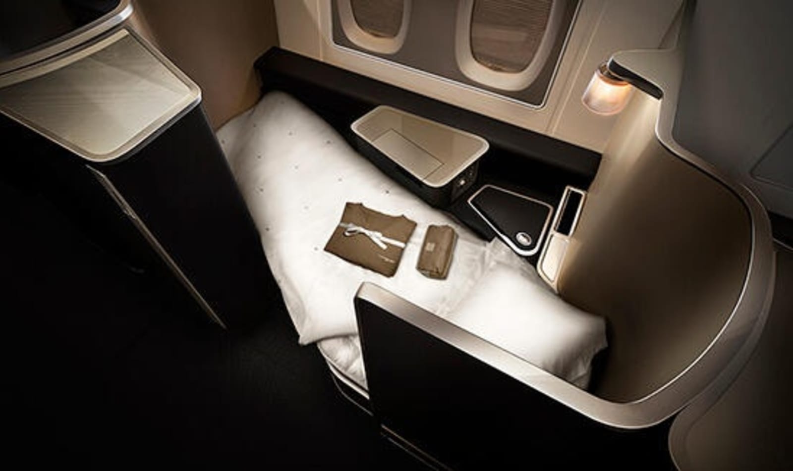 RS-A380_First_lie-flat-bed-turned-down.jpg