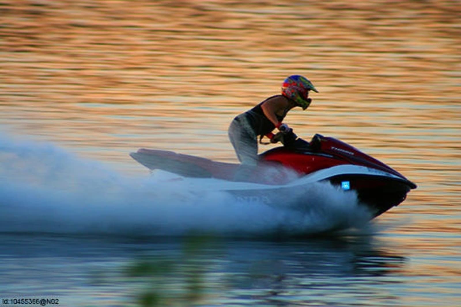 RS-Jet-skiing.jpg