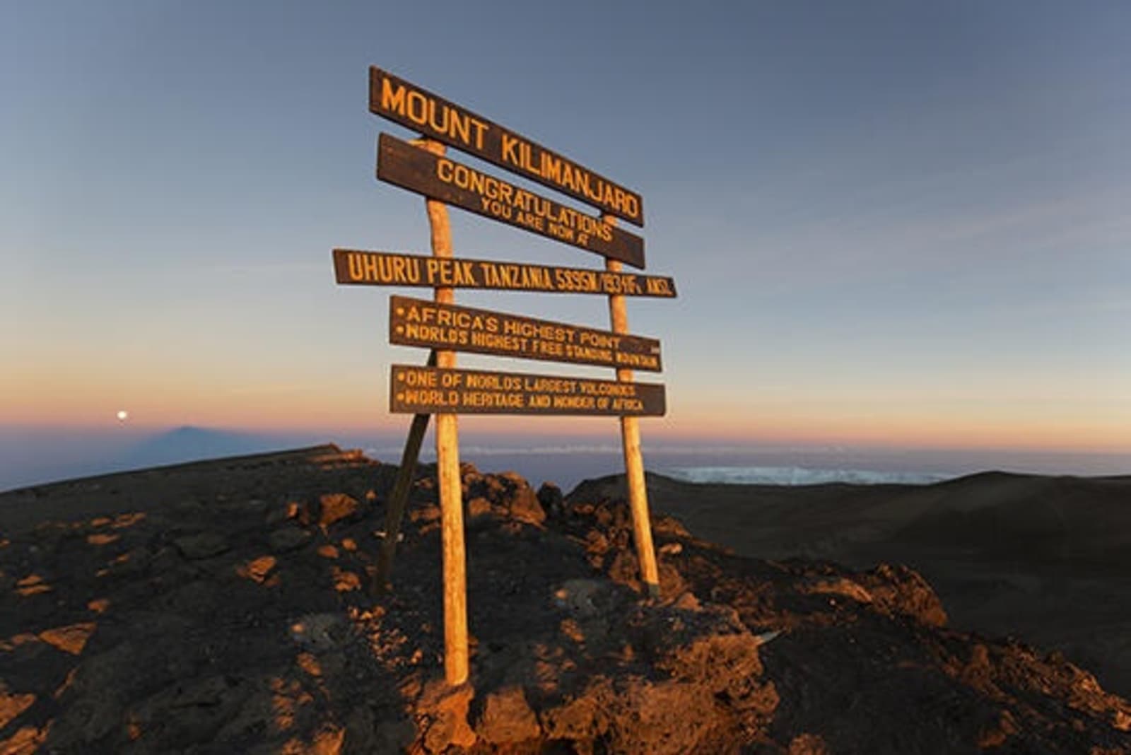 RS-Kili-sign-shutterstock_285996227.jpg