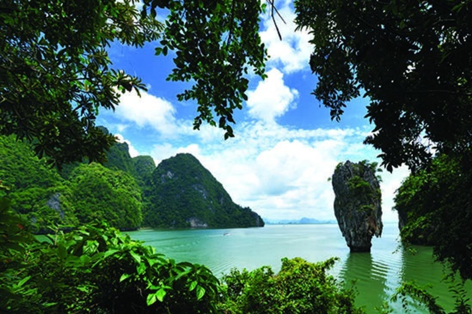 RS-Mystical-James-bond-Island.jpg