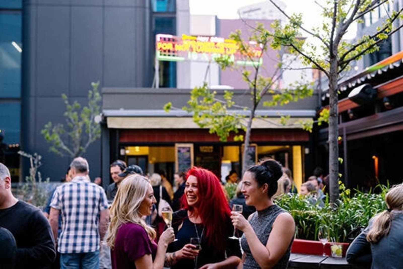 RS-Rooftop-cocktails-Bobs-Bar.jpg
