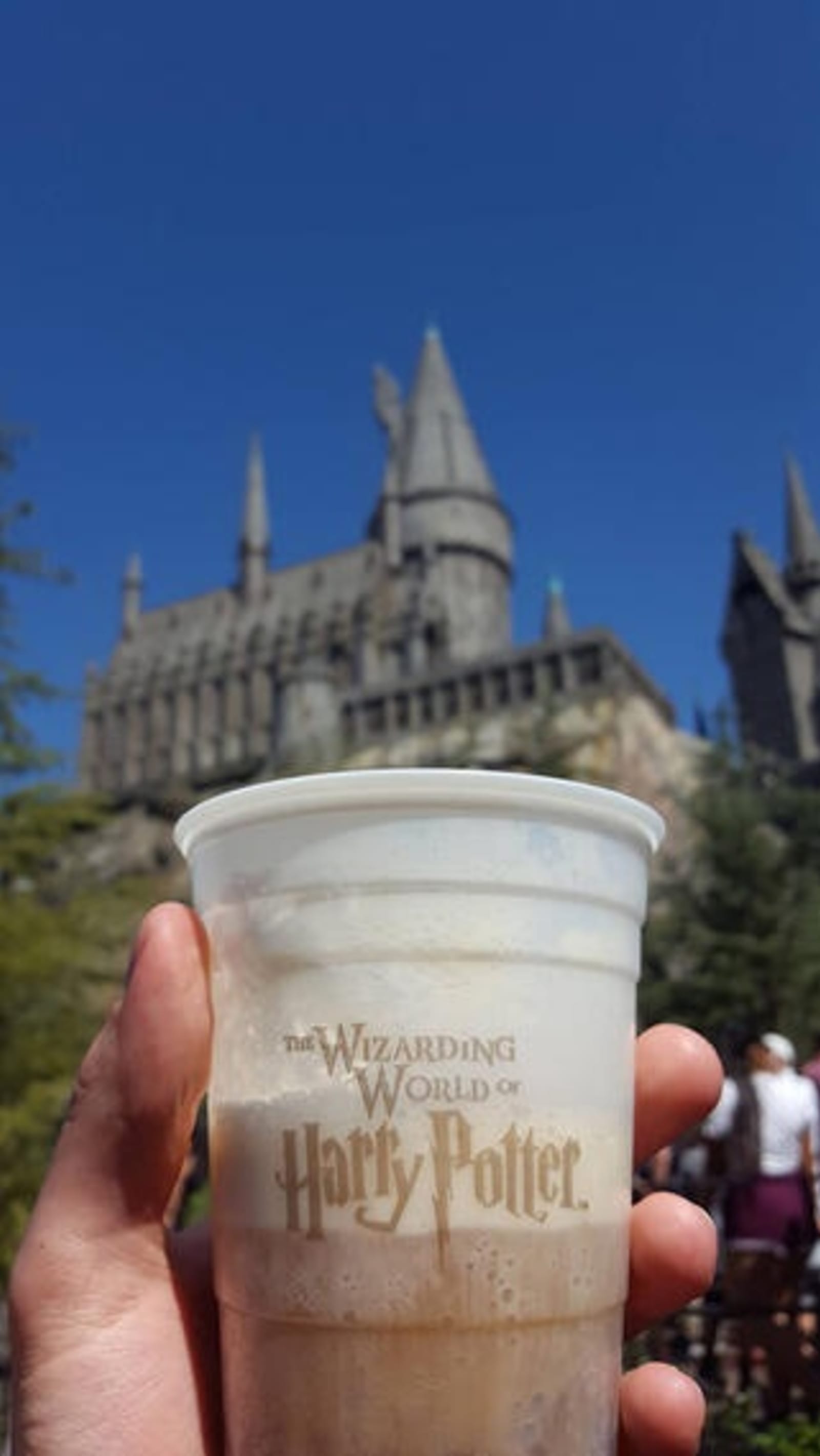 RS-drink-butterbeer.jpg
