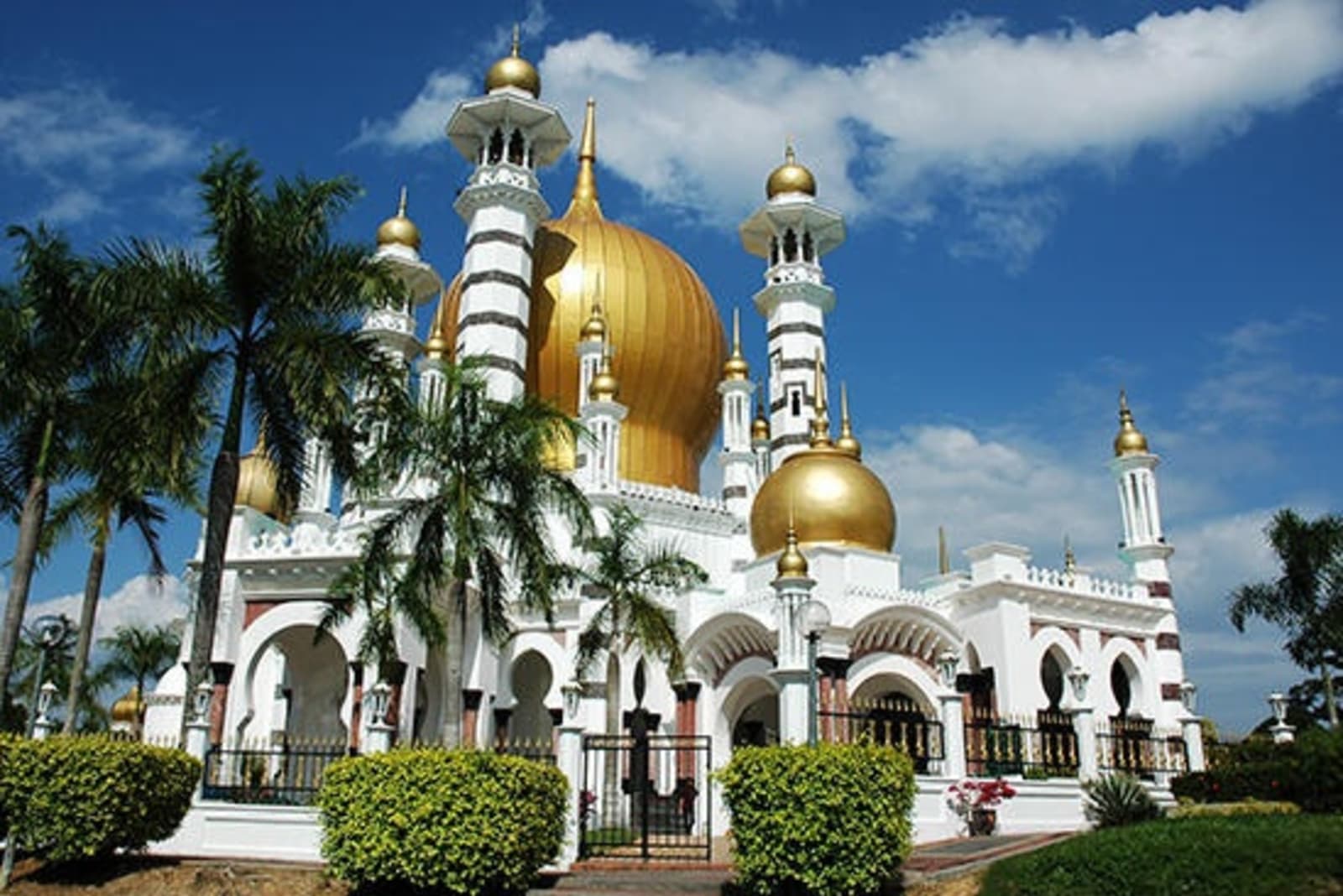 Ubudiah-mosque-malaysia.jpg