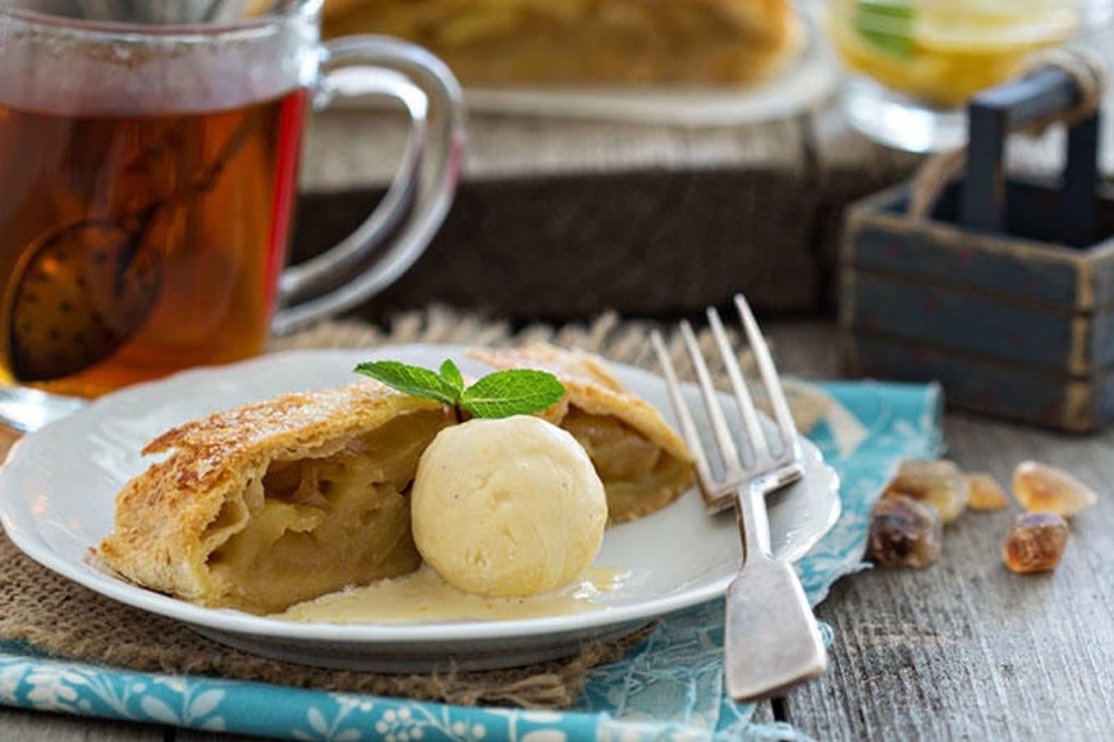 apple-strudel-ps.jpg