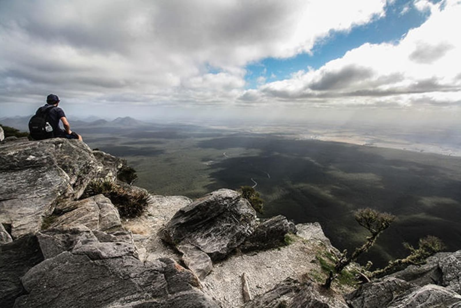 bluff-knoll-summit.jpg