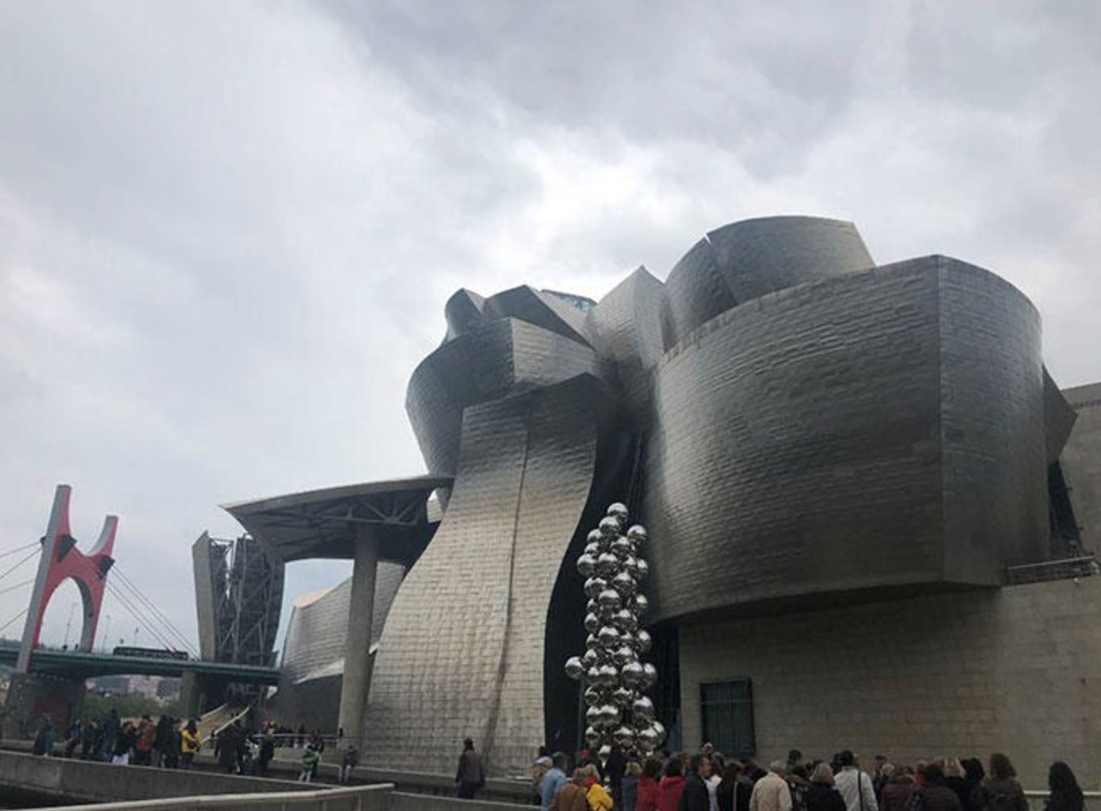 guggenheim-bilbao-ps.jpg