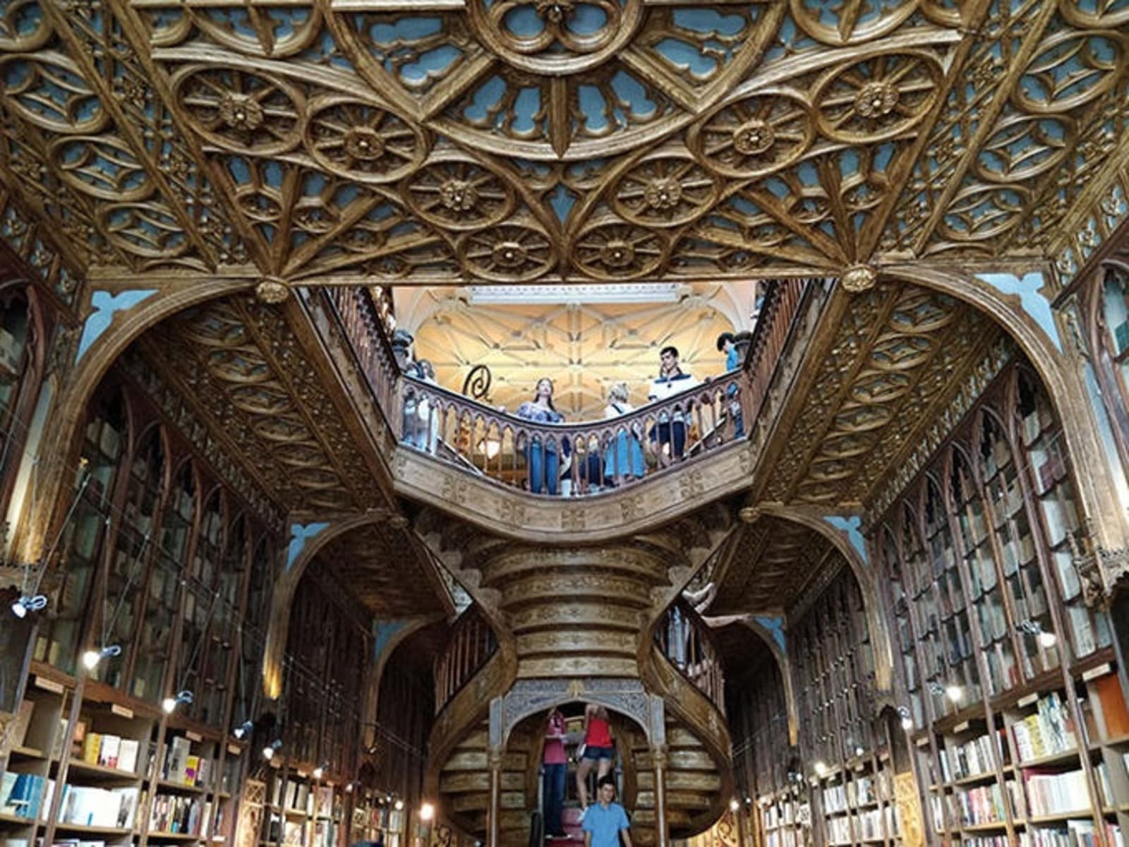 livraria-lello-porto.jpg