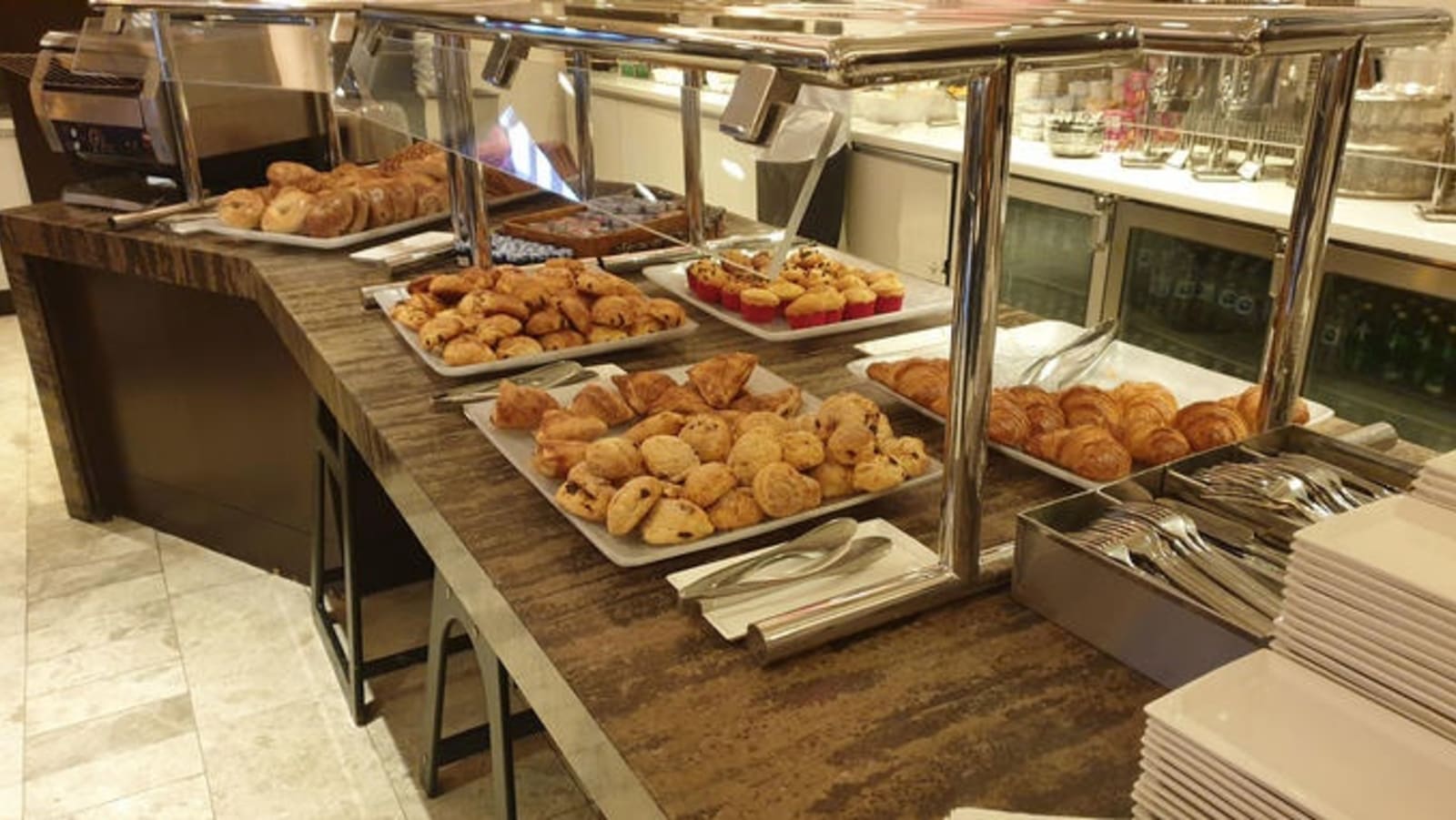 Breakfast in the Executive Lounge at New York Hilton Midtown