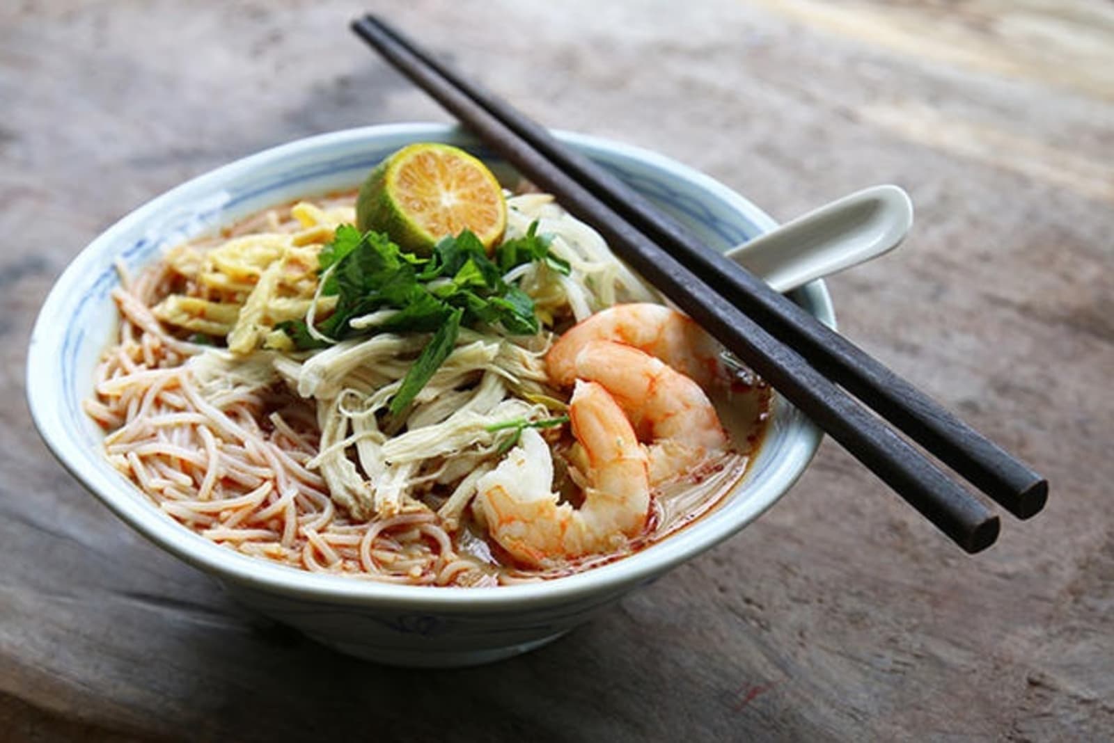rs-2sarawak-laksa-malaysia-food-shutterstock_572666008.jpg