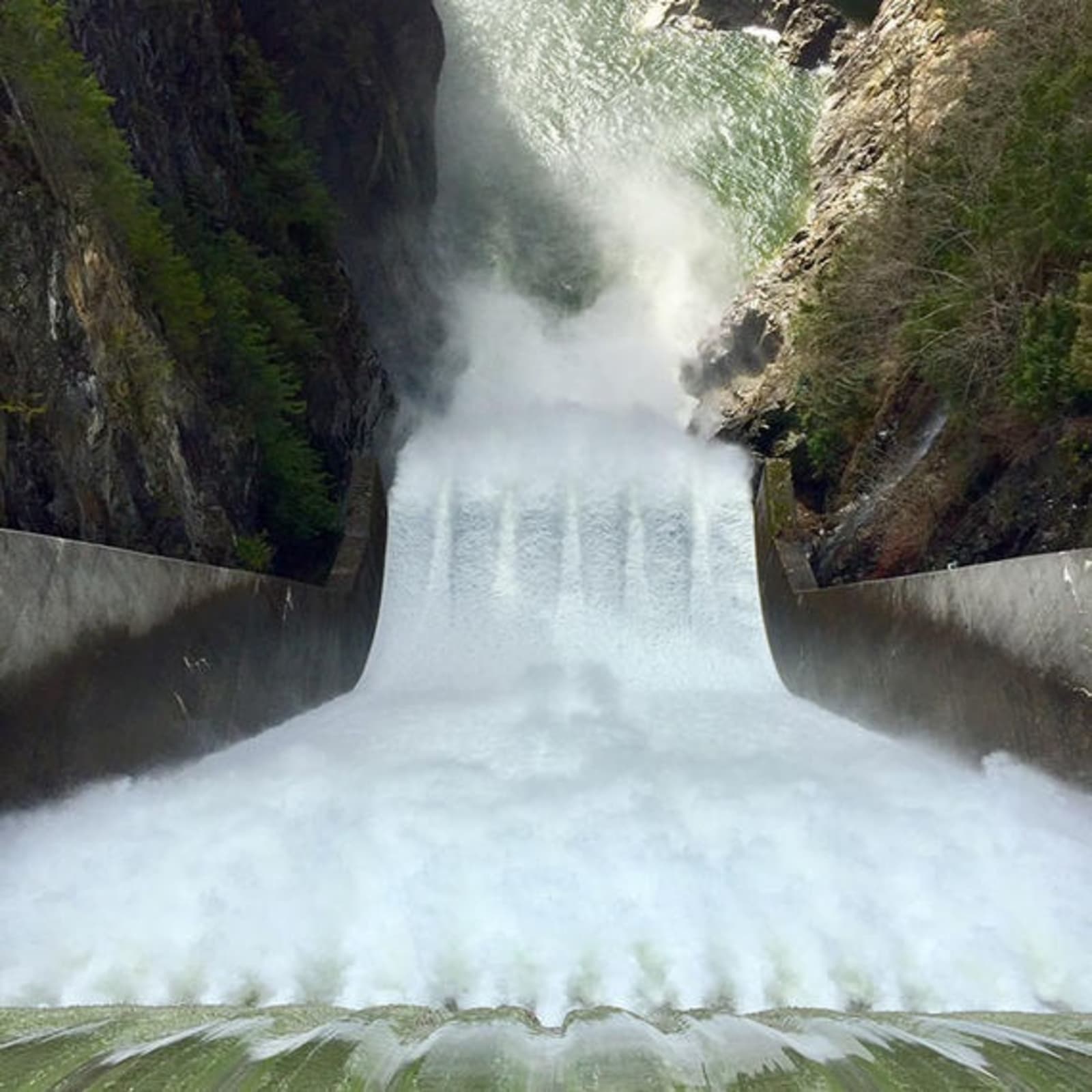 rs-3.-capilano-dam.jpg