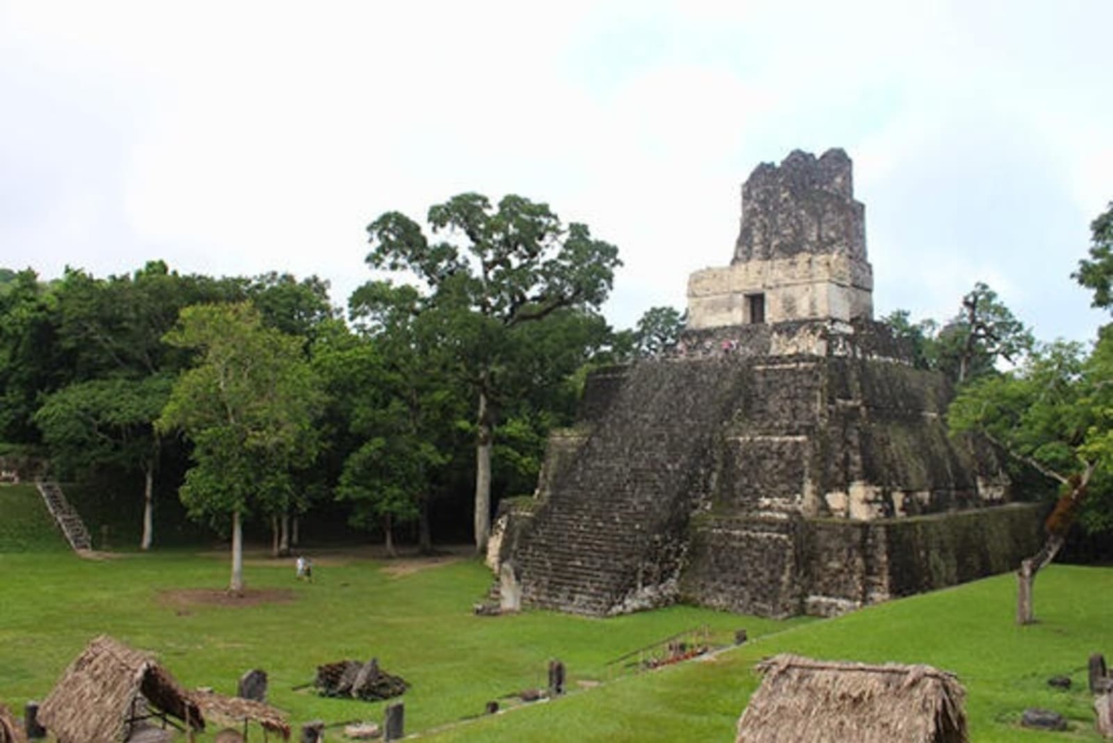 rs-7-tikal.jpg