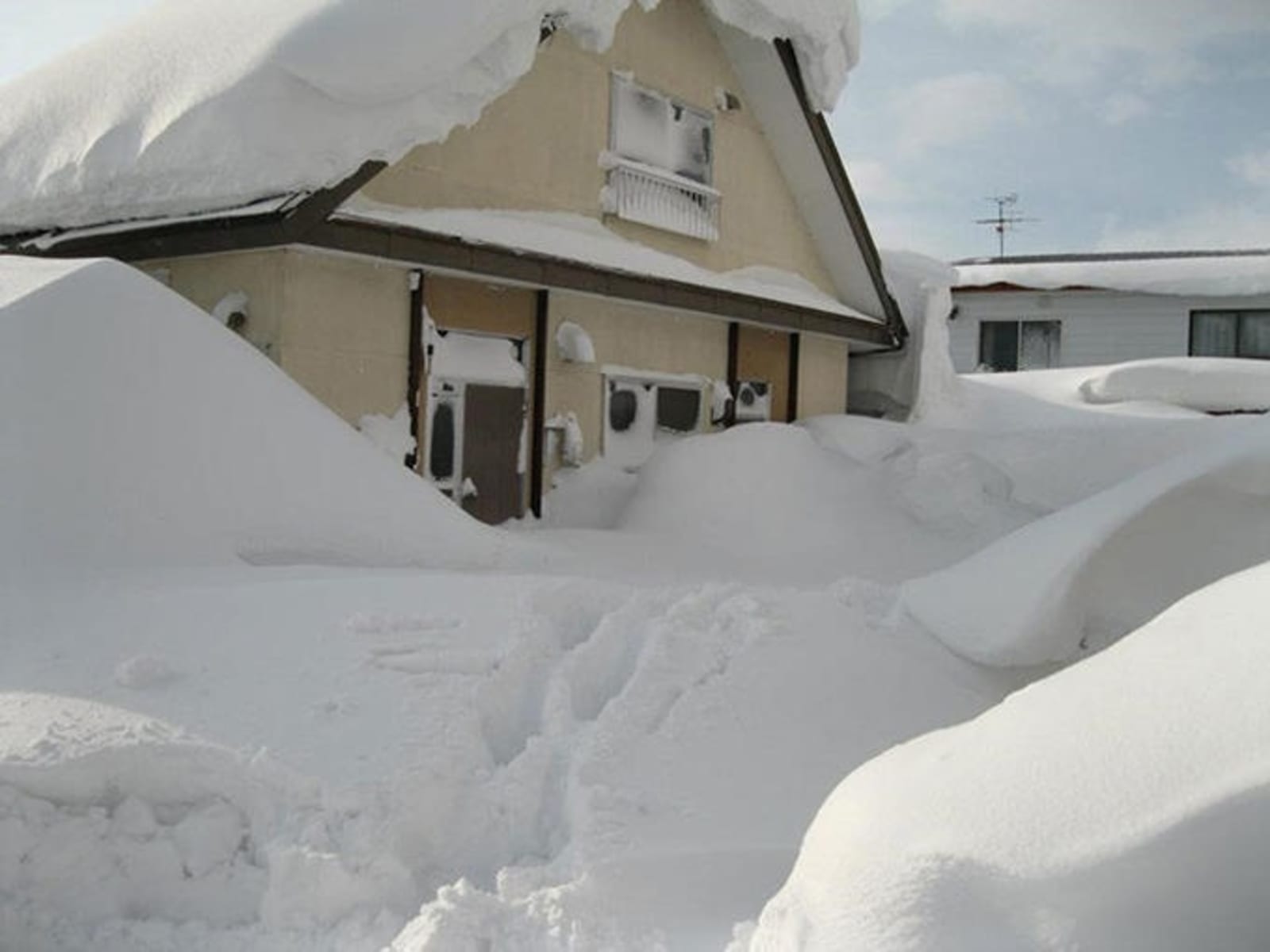 rs-blizzard-aftermath-hokkaido.jpg