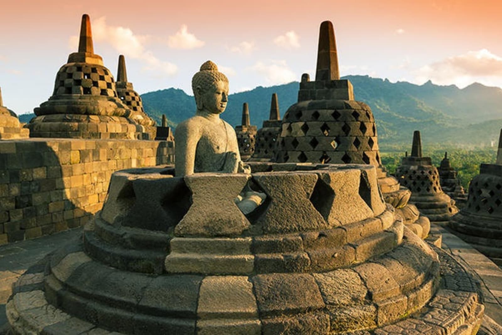 rs-borobudur-java-indonesia-shutterstock154956263.jpeg