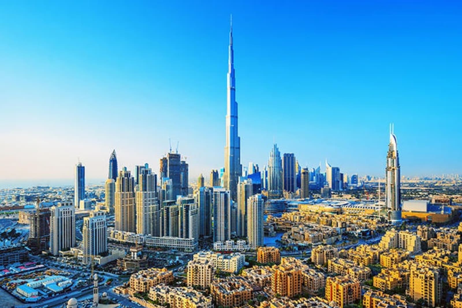 rs-burj-khalifa-dubai-shutterstock_1043431774.jpg