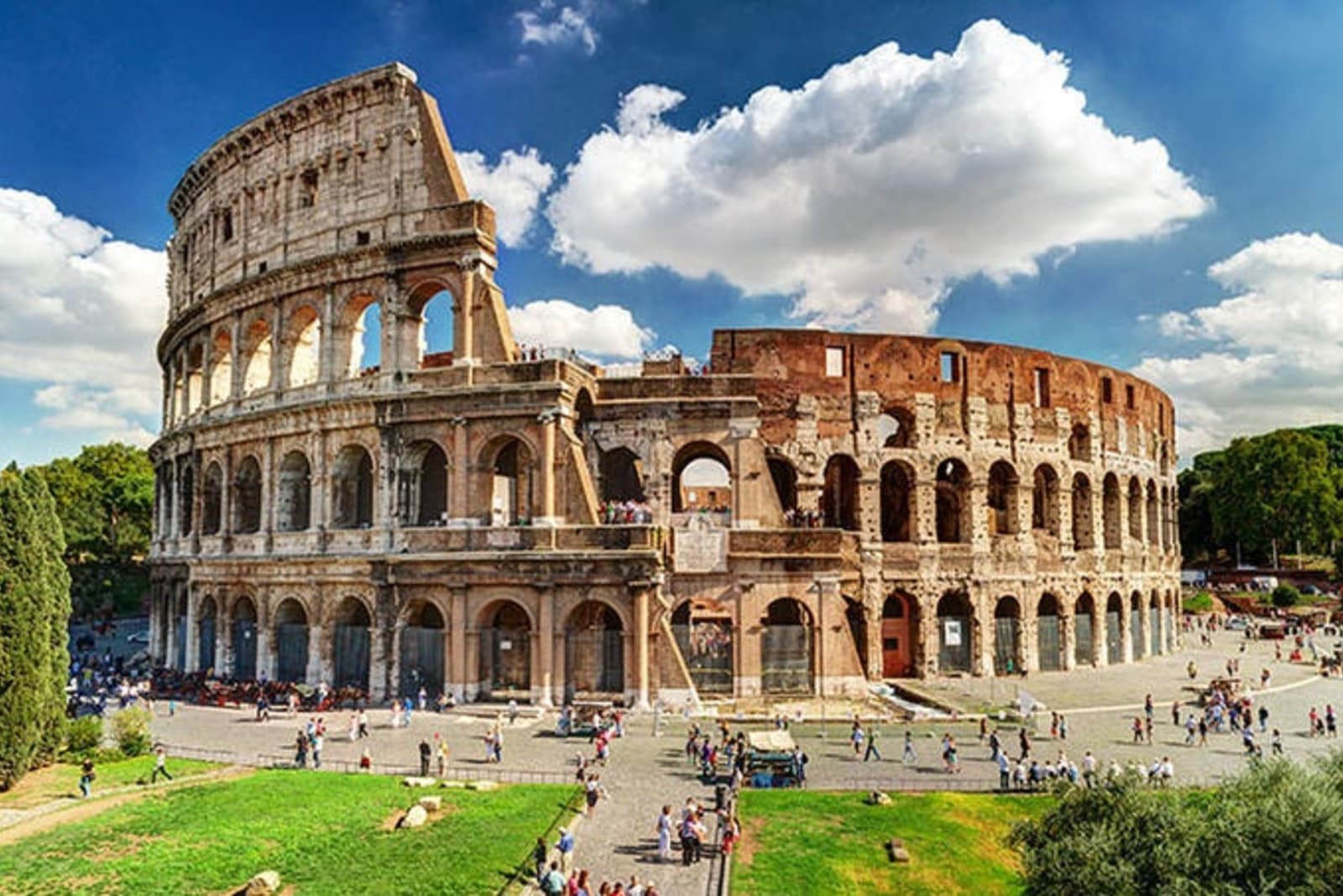rs-colosseum-rome-shutterstock_147643964.jpg