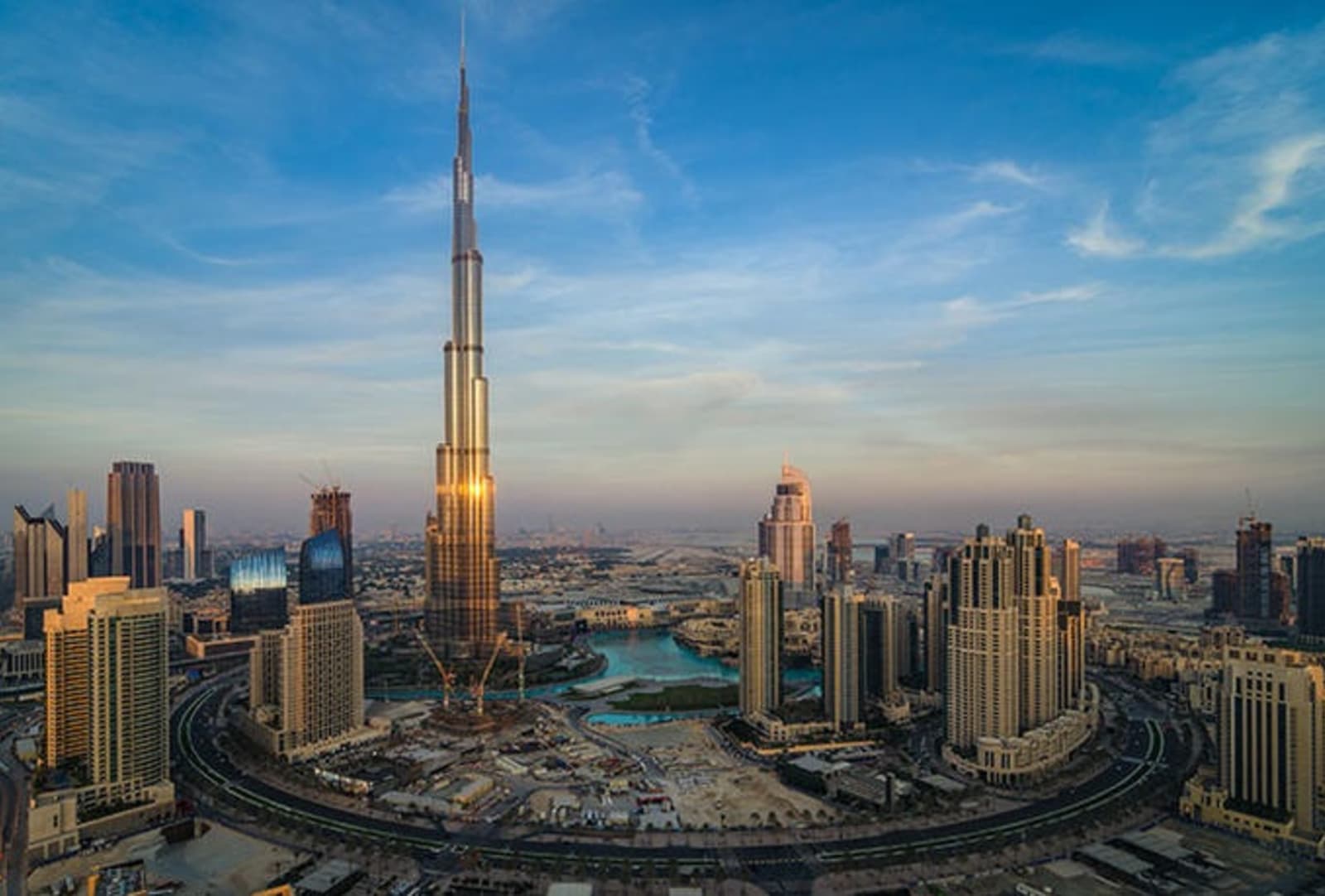 rs-dubai-skyline-uae-shutterstock_347681618.jpeg