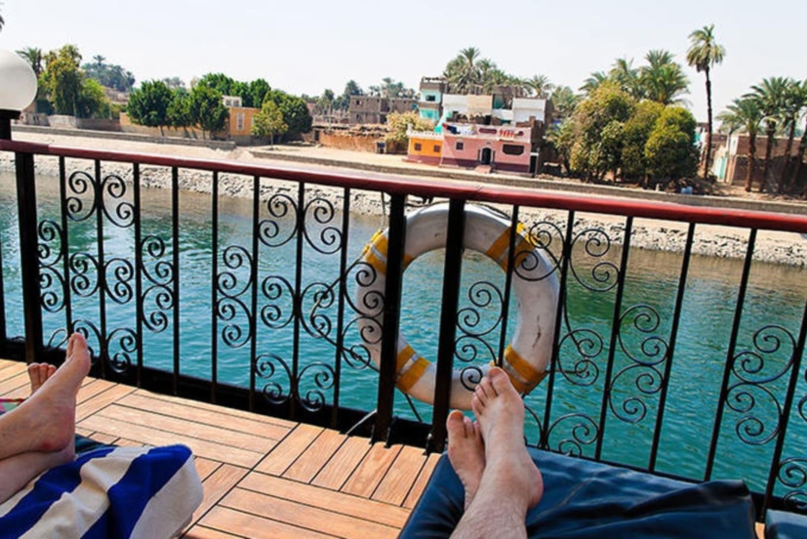 rs-nile-cruising-egypt-shutterstock_52251259.jpeg