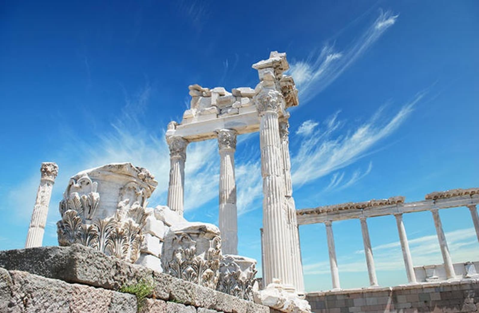 rs-pergamon-turkey-shutterstock_249735763.jpg