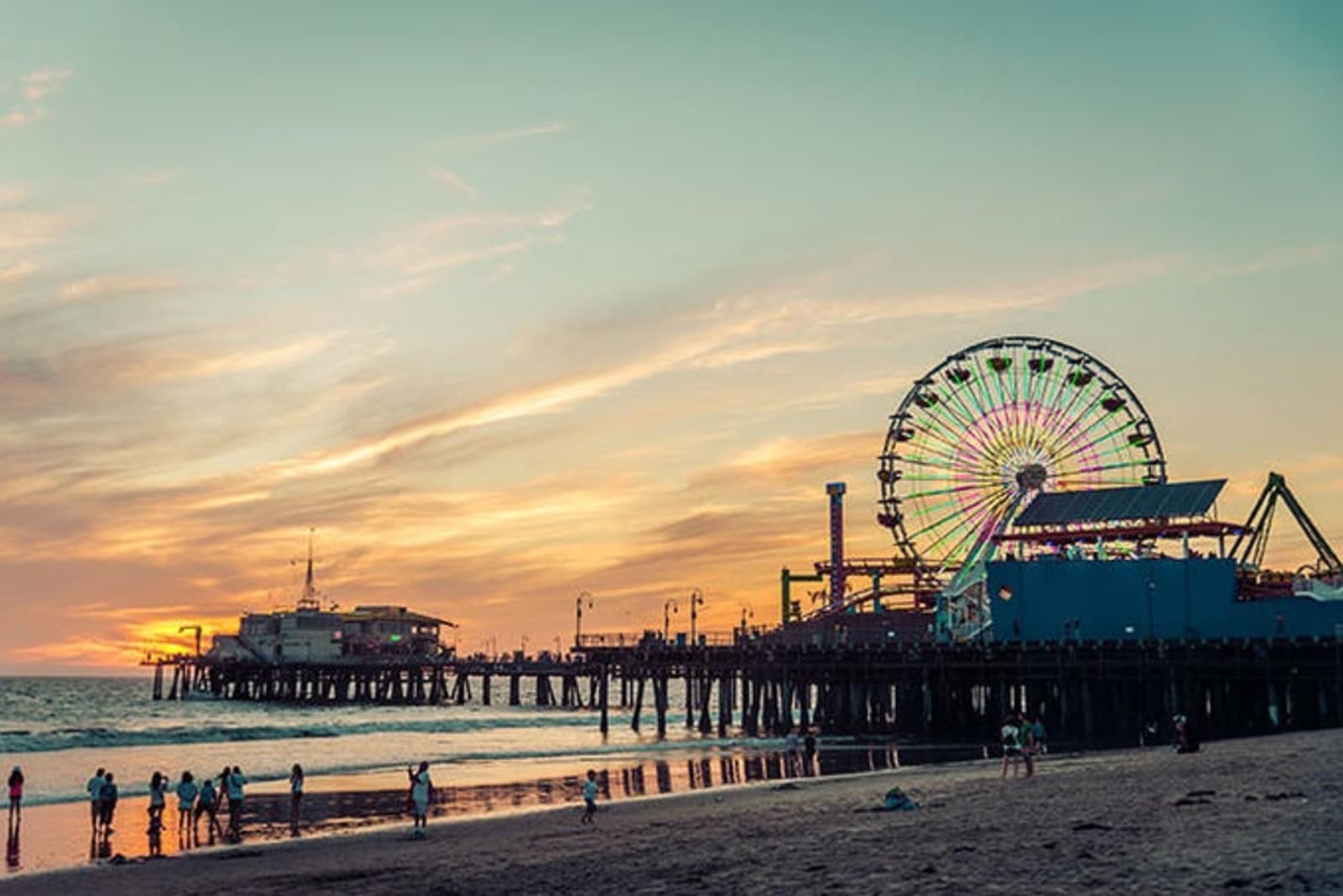 rs-santa-monica-pier-shutterstock_360495383.jpg