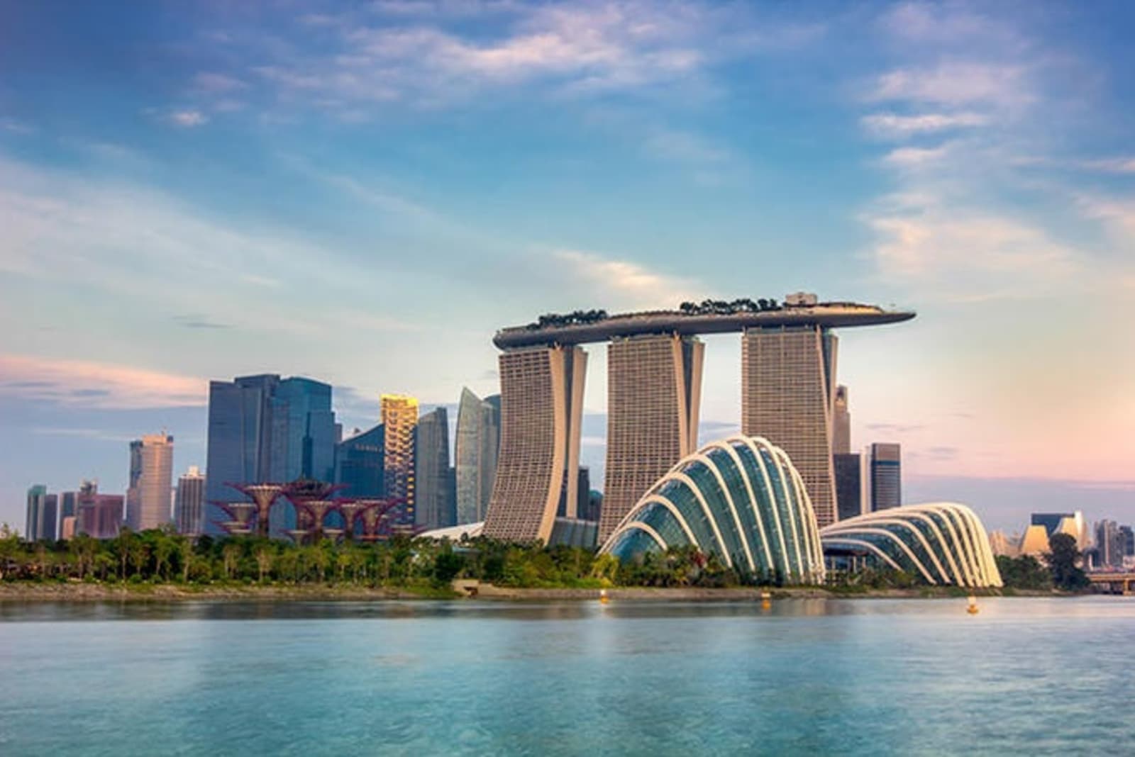 rs-singapore-skyline-marina-bay-sands-shutterstock_191289998.jpeg