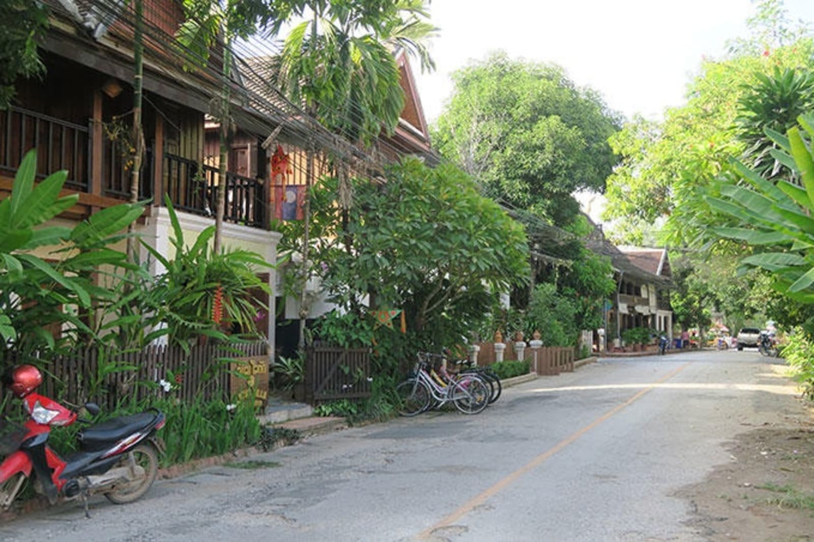 streets-of-luang-prabang-ps.jpg