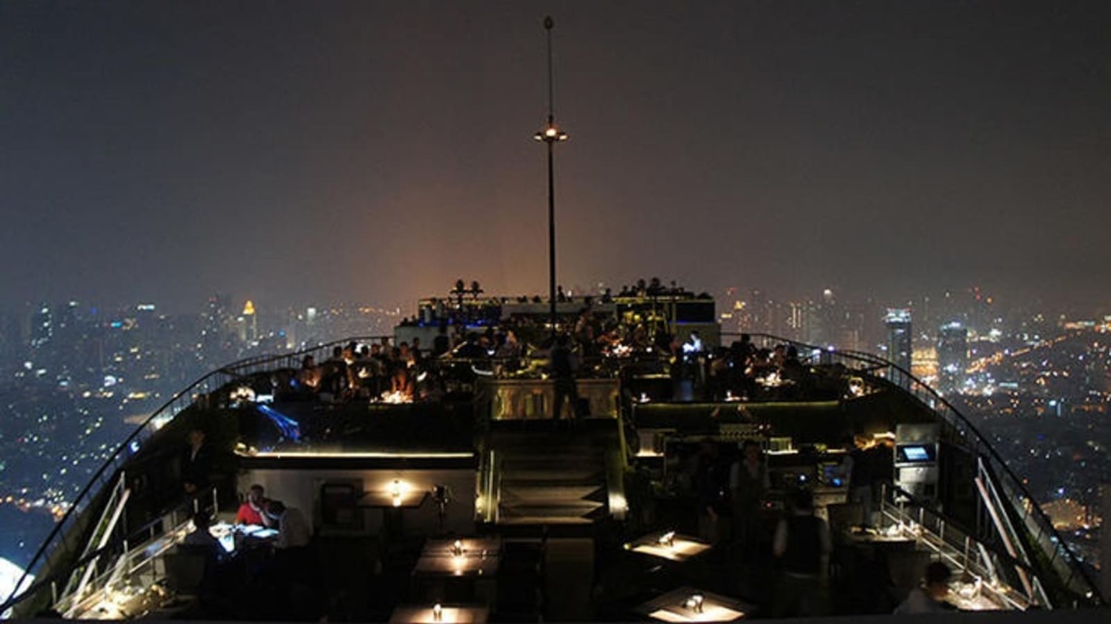 vertigo-rooftop-bar-bangkok (1).jpg