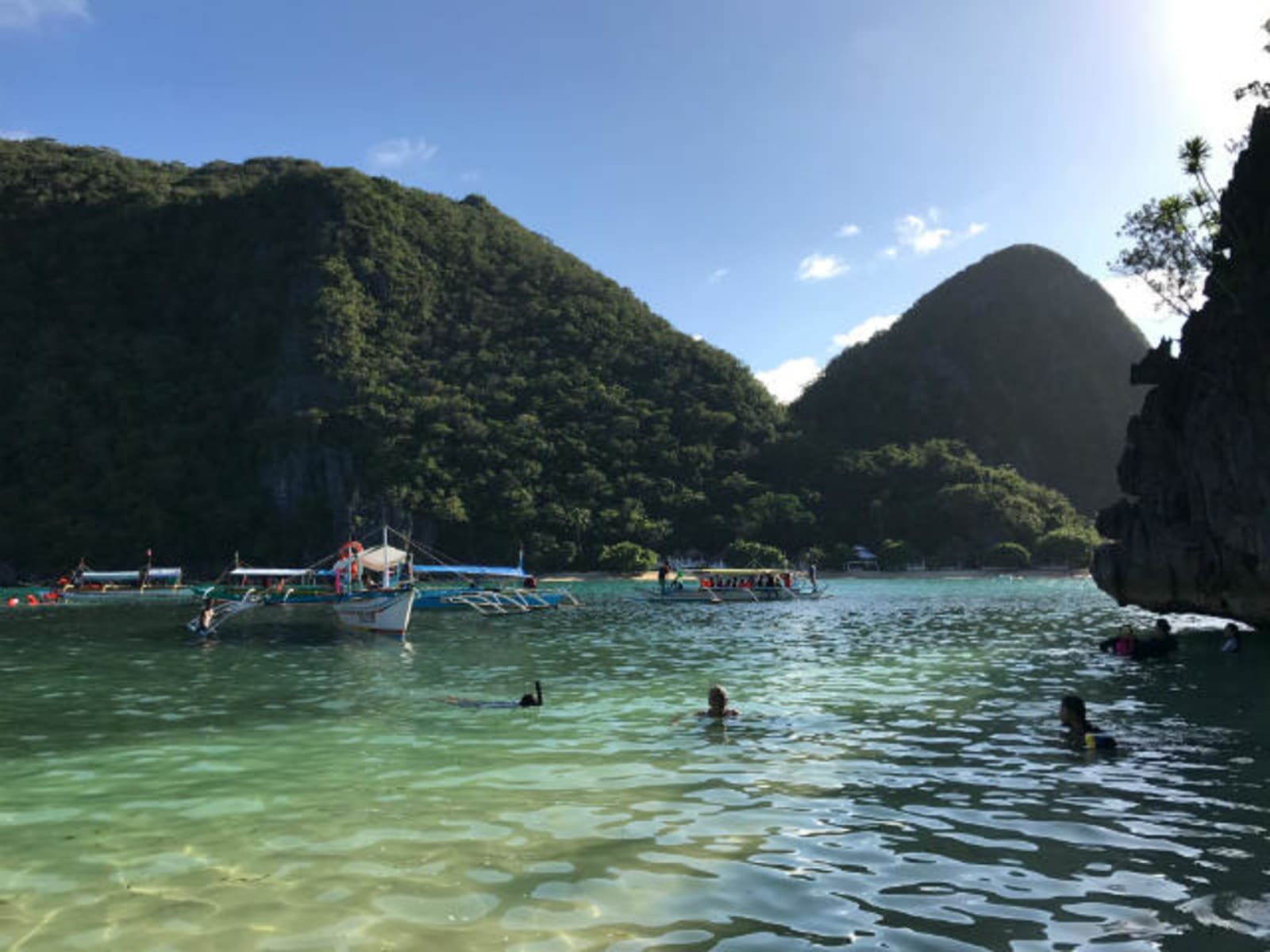 caramoan-hills-bicol-philippines-.jpg