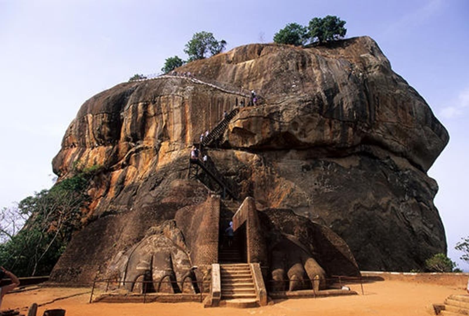 1-RS-sigiriya-r-lions-paw-Sri-Lanka-Tourism.jpeg